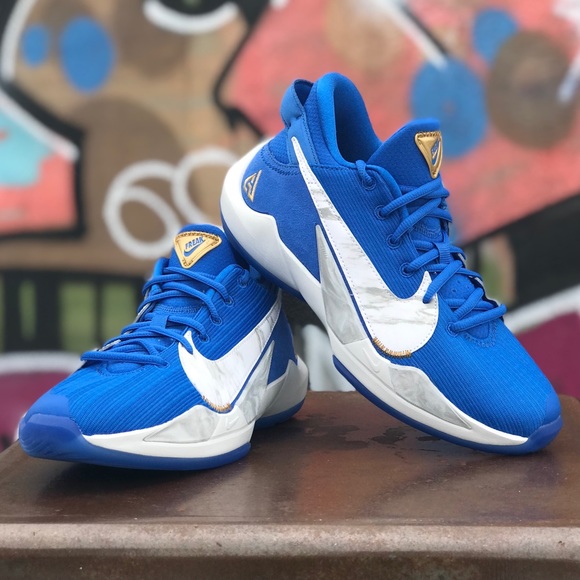 Nike Freak 2 SE GS Special Edition Greek Sneakers - Picture 8 of 11